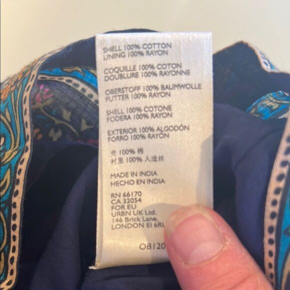 Sleeveless Maxi Sundress with Spaghetti Straps - Picture 6 of 7